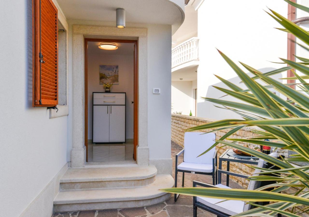 Apartments Leona Umag Ngoại thất bức ảnh