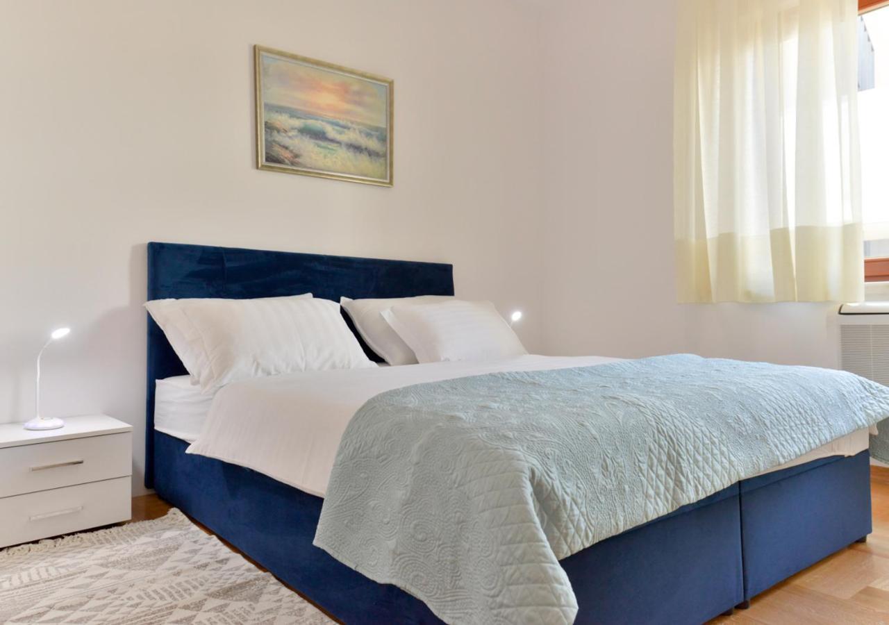 Apartments Leona Umag Ngoại thất bức ảnh