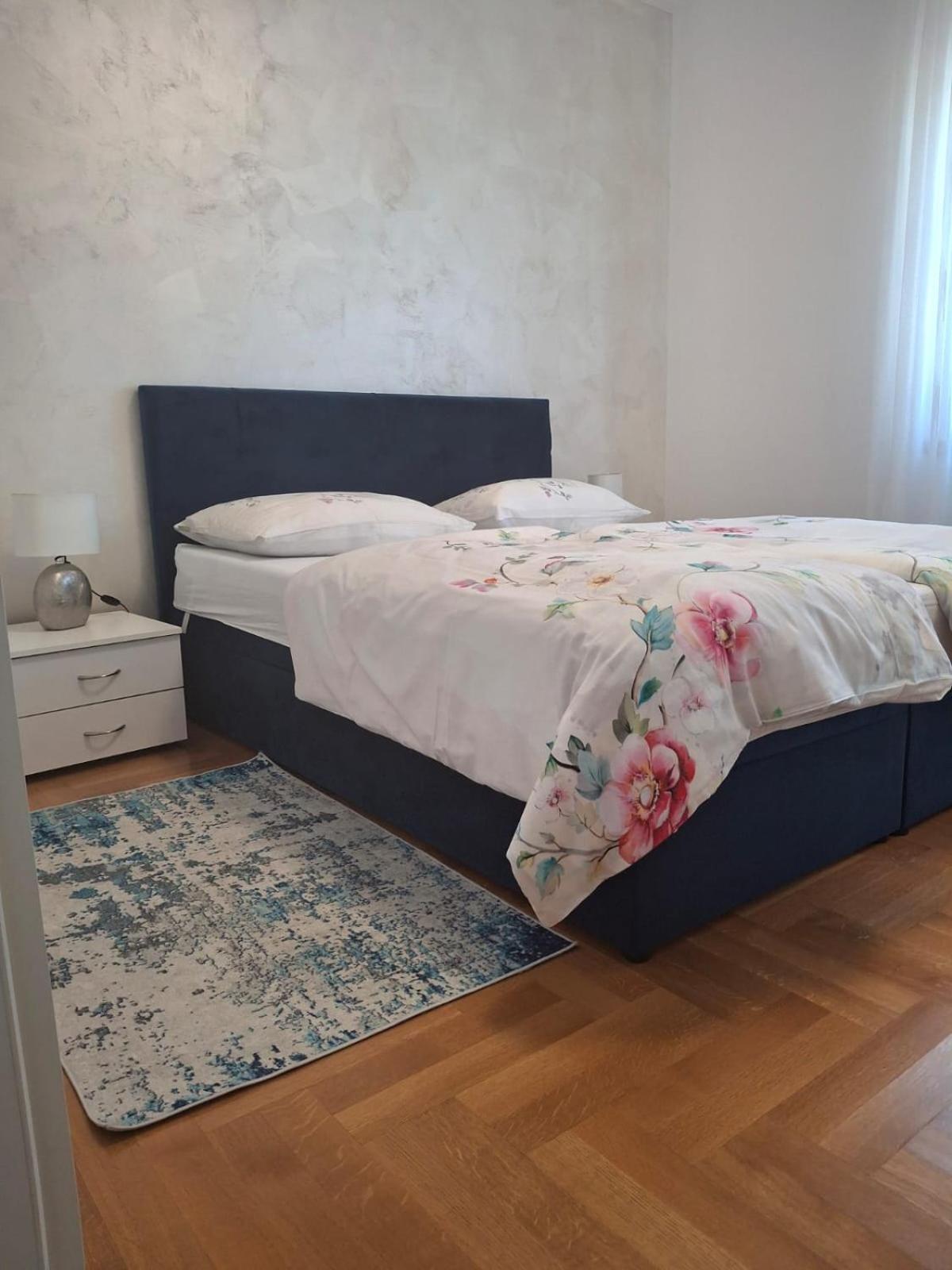 Apartments Leona Umag Ngoại thất bức ảnh